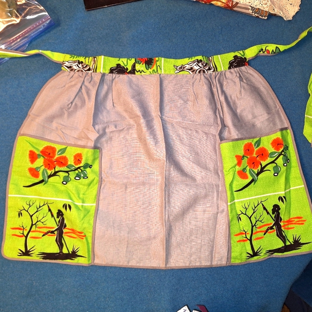 Busy Bee 100% Cotton Aborigine Apron,NWOT